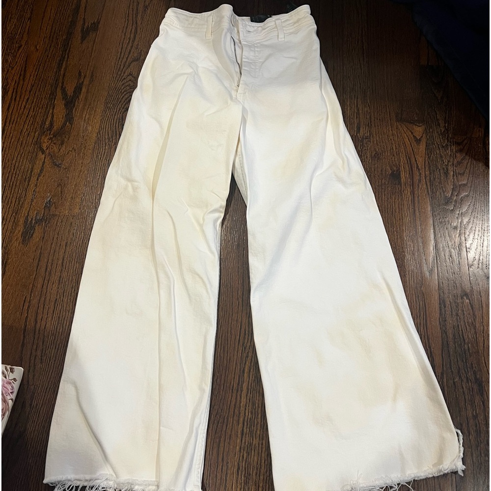 White nice comfy jeans good shape